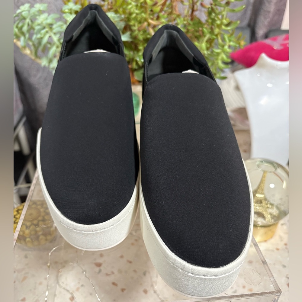 NEW Vince Womens Warren Slip-ons Sneaker Slip On Platform Sneaker, Size 8.5M - Picture 15 of 17